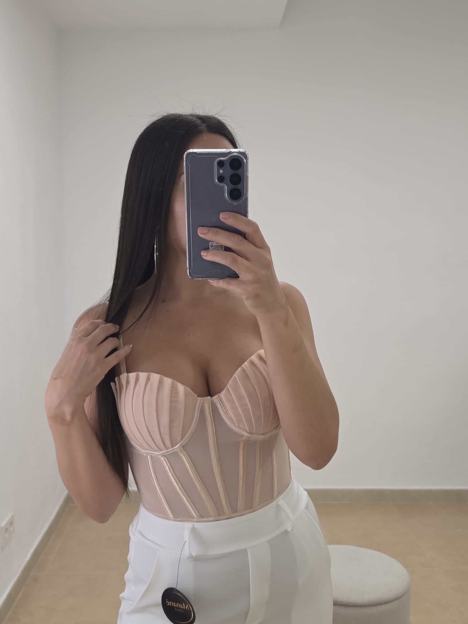 Top nude