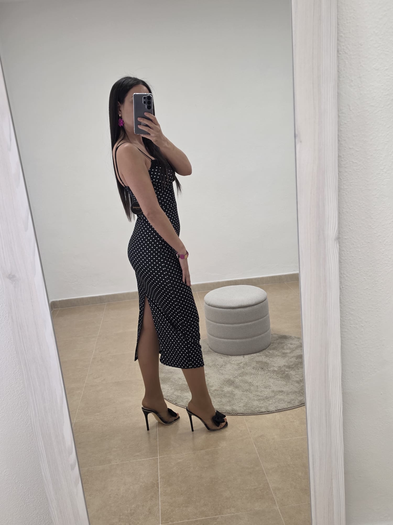 Vestido de Lunares Midi Negro