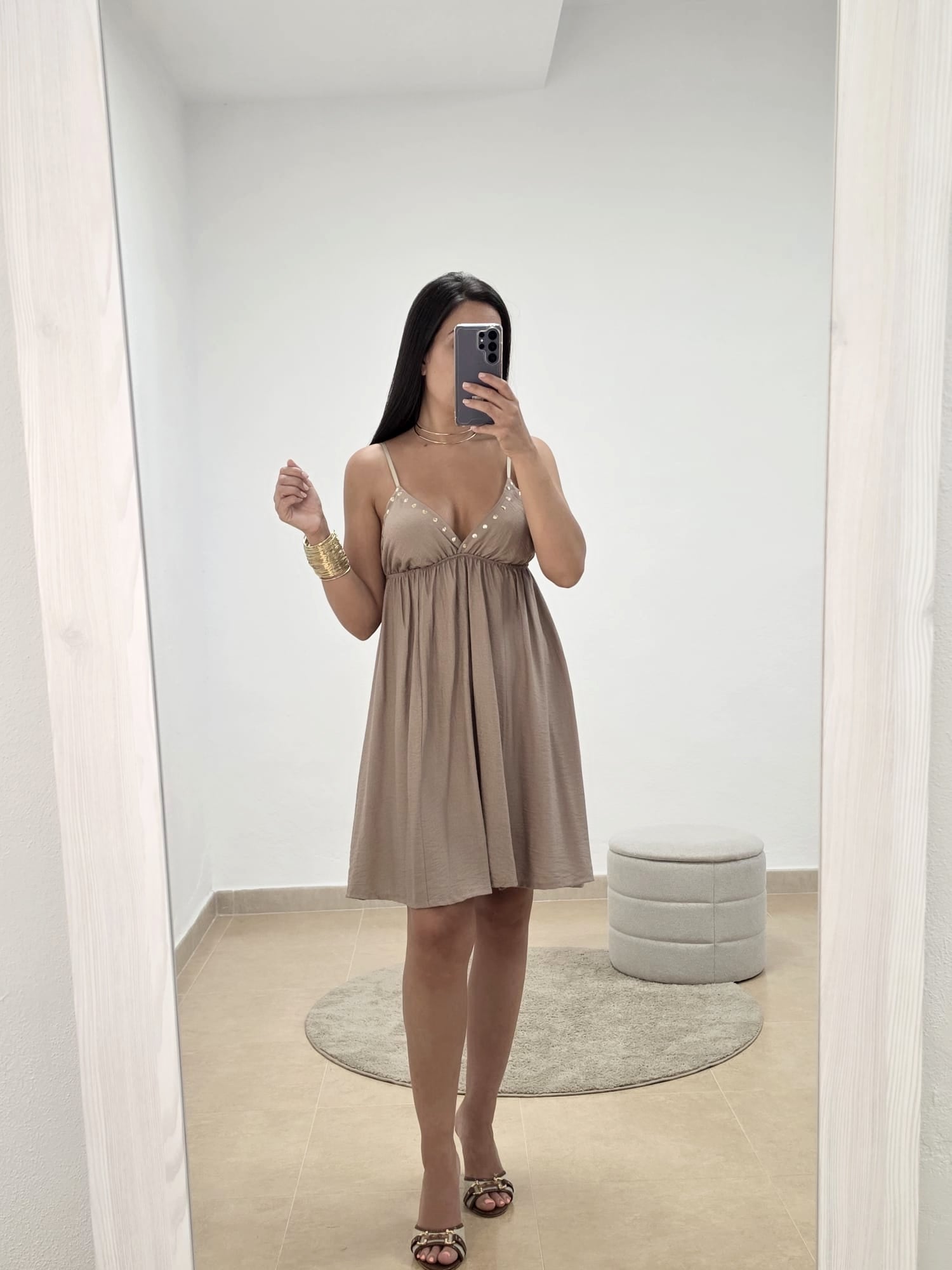 Vestido Tachuelas